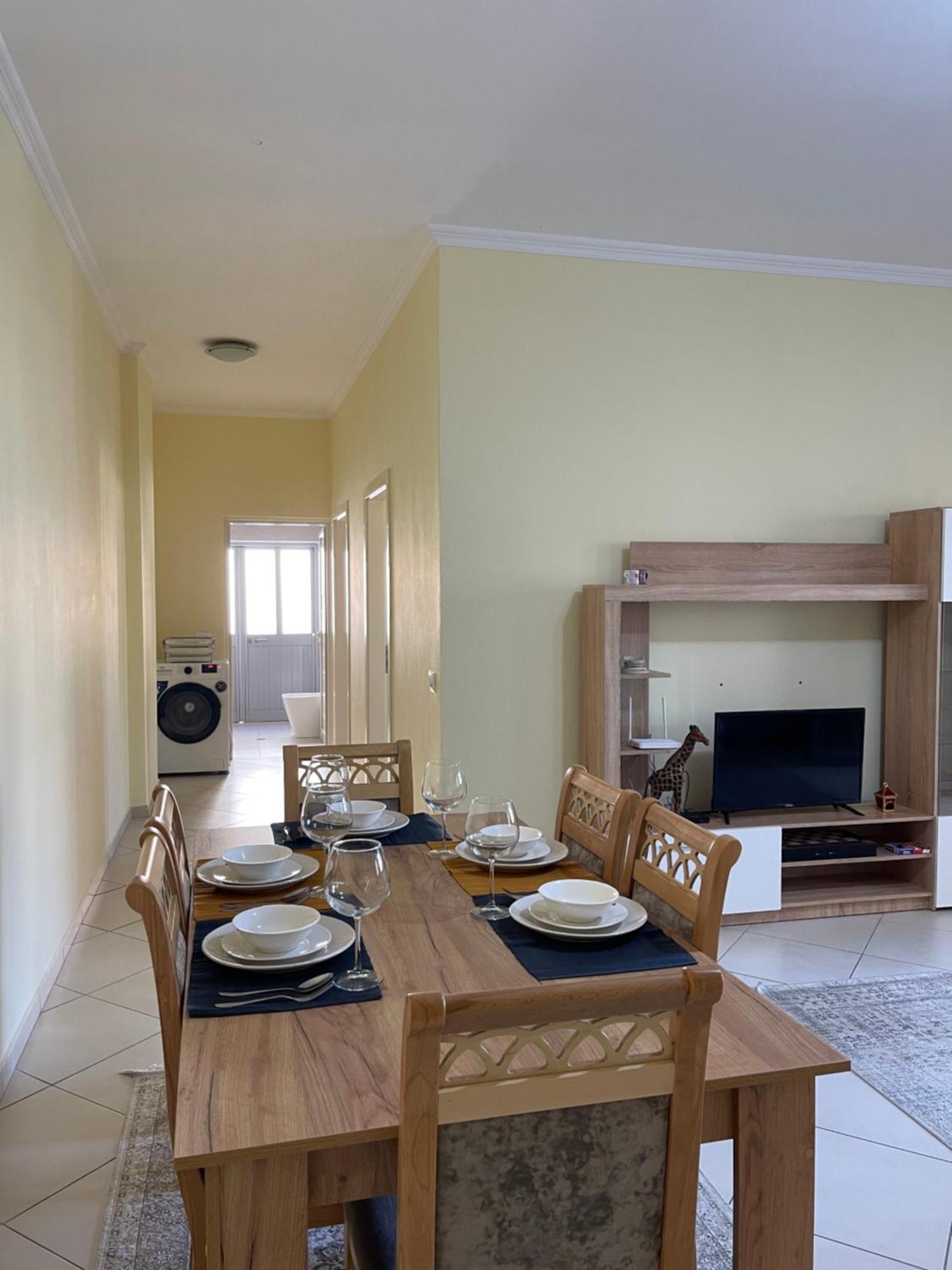 New Baazar Terrace Apartment Tirana Esterno foto