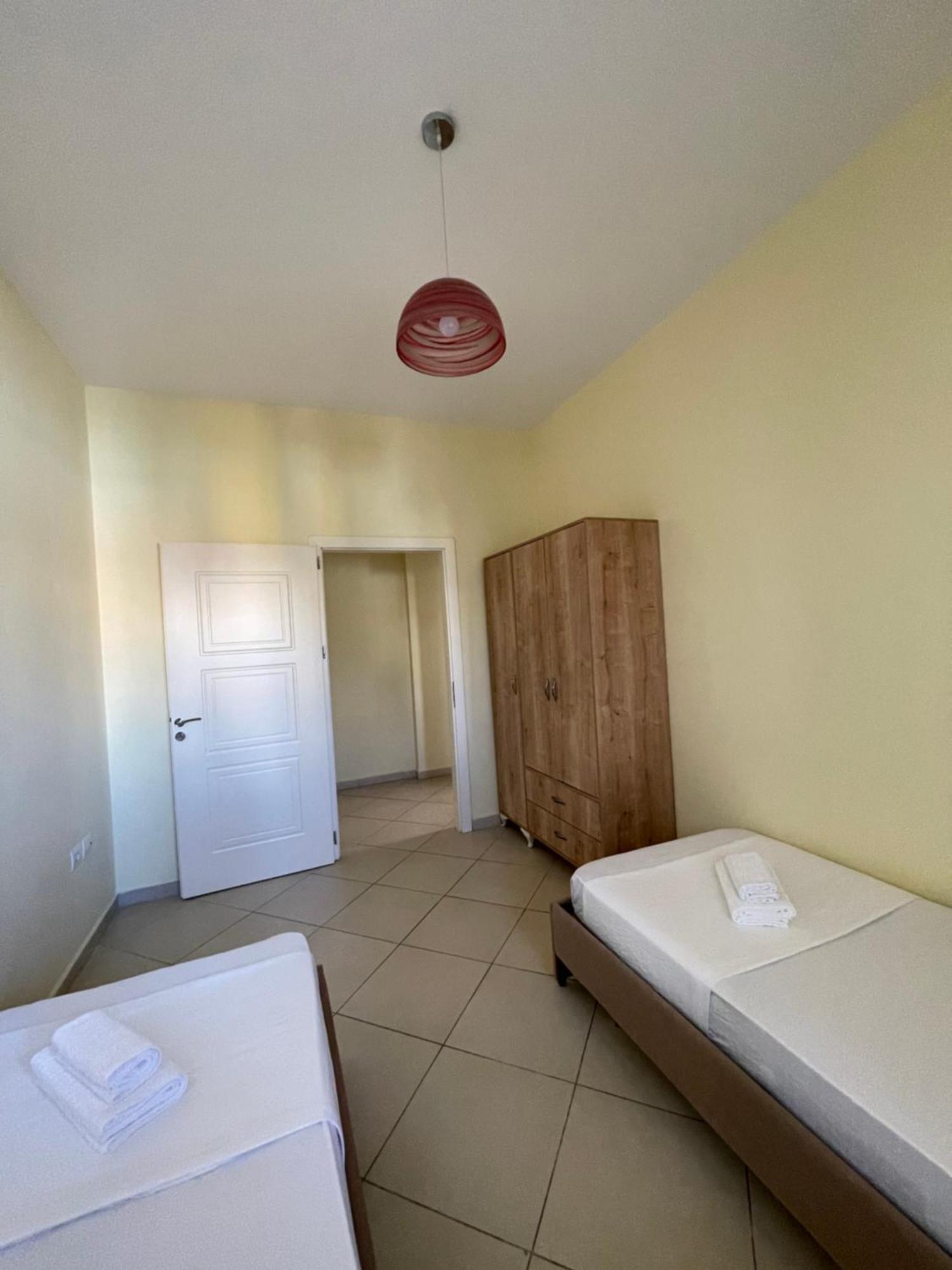 New Baazar Terrace Apartment Tirana Esterno foto